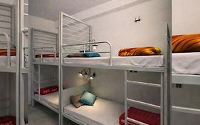 Art Bliss Rishikesh - Yoga Hostel & Cafe